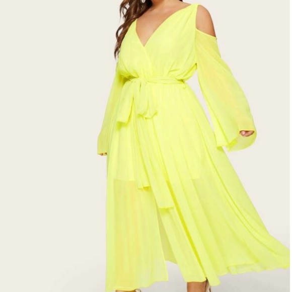 🆕Neon Yellow Cold Shoulder Maxi Dress🦄💋 - Picture 5 of 7